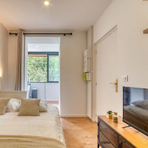 Studio met een King Size Bed